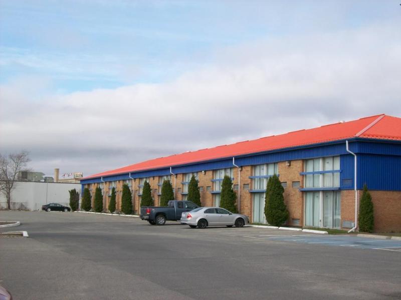 Days Inn By Wyndham Sudbury & Conference Centre Exterior photo